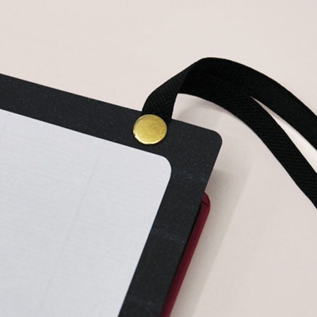  Dressco（ドレスコ）　ペーパーノートブック　裏表紙のロゴ