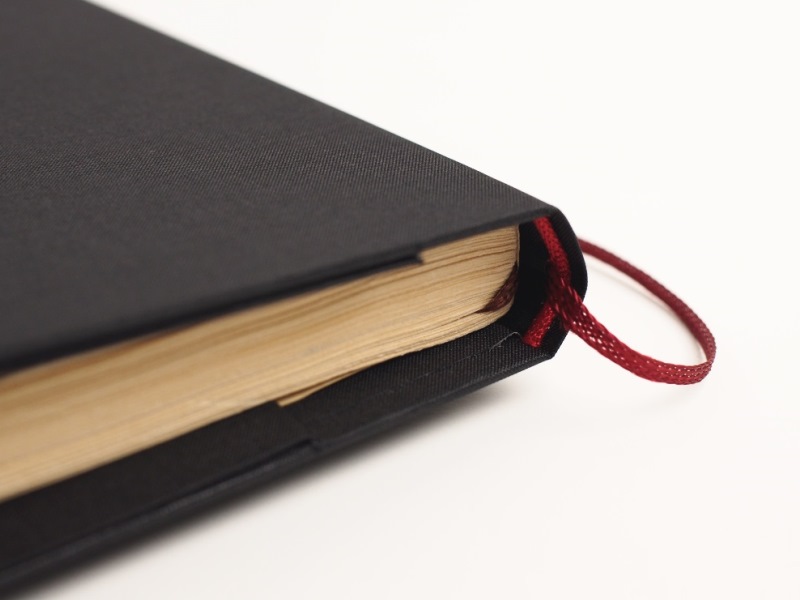 かたいぶんこ　くろ