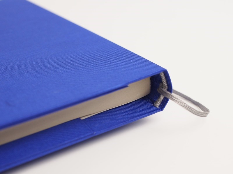 かたいぶんこ　あお