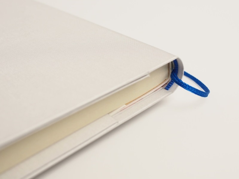 かたいぶんこ　ぎん