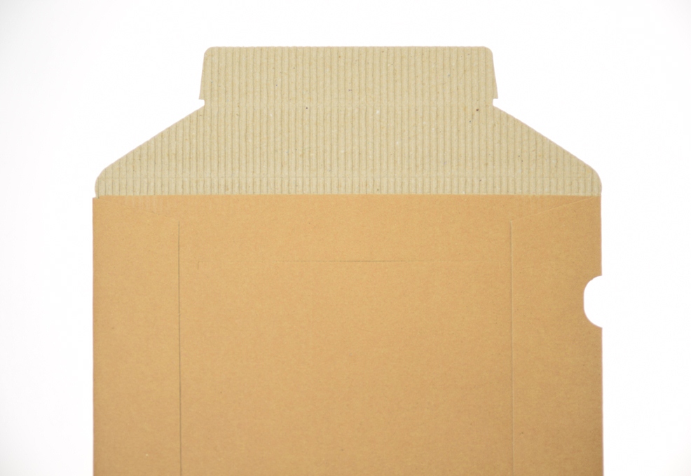 メイリージ　ダンボールでできたクッション封筒　素材